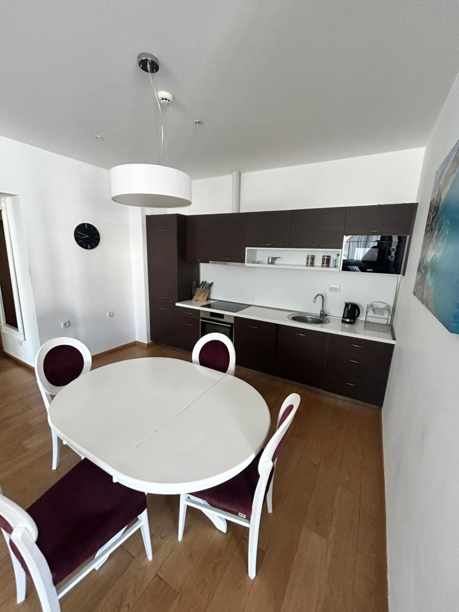 Krug Apartment Budva